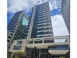 200 m² Office for rent in Mina De Sal De Nemocón, Bogotá, Bogotá