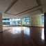 785.64 m² Office for sale in Bicentenario Park, Quito, Quito, Quito