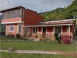 Estudio Casa en venta en Colombia, Santa Barbara, Antioquia, Colombia