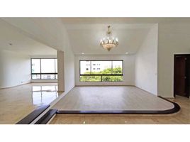 4 Bedroom Apartment for sale in Colombia, Medellin, Antioquia, Colombia