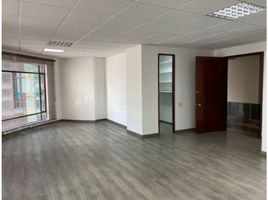 100 SqM Office for rent in Bogota, Cundinamarca, Bogota