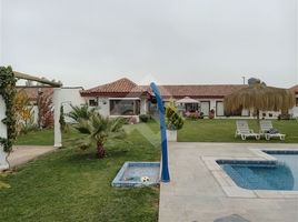 4 Bedroom House for sale in Santiago, Pirque, Cordillera, Santiago