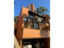 4 Habitación Villa en venta en Envigado, Antioquia, Envigado