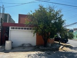 2 침실 빌라을(를) Cadereyta Jimenez, 누에 보 레온에서 판매합니다., Cadereyta Jimenez
