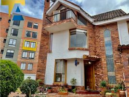 4 Habitación Villa en alquiler en Colombia, Chia, Cundinamarca, Colombia