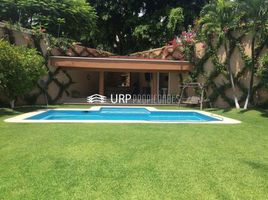 5 침실 주택을(를) Cuernavaca, 모렐 로스에서 판매합니다., Cuernavaca
