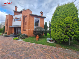 5 Bedroom Villa for sale in Cundinamarca, Cota, Cundinamarca