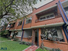 4 Bedroom Villa for sale in Antioquia Museum, Medellin, Medellin