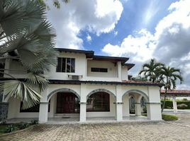 6 Bedroom House for sale in Pereira, Risaralda, Pereira