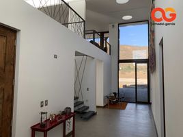 4 Bedroom House for sale in Chile, Colina, Chacabuco, Santiago, Chile