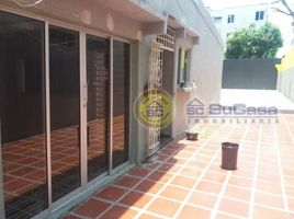 4 Bedroom House for sale in Centro Comercial La Serrezuela, Cartagena, Cartagena