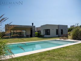 4 Habitación Casa en alquiler en Pilar, Buenos Aires, Pilar