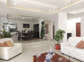 5 Bedroom House for sale in Tumbaco, Quito, Tumbaco