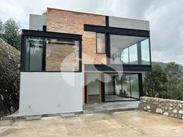 6 Bedroom Villa for sale in Calderón Park, Cuenca, Cuenca, Cuenca