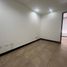 50 SqM Office for rent in Basilica of the National Vow, Quito, Quito, Quito