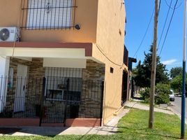 3 Bedroom House for sale in General Sarmiento, Buenos Aires, General Sarmiento