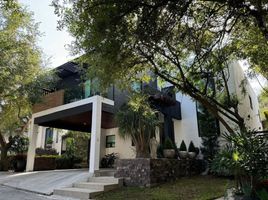Maison 4 chambre à vendre à Santiago, Nuevo Leon, Santiago