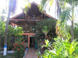 8 Bedroom Villa for sale in Cienaga, Magdalena, Cienaga