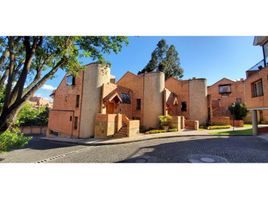 3 Bedroom Villa for sale in Bogota, Cundinamarca, Bogota