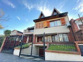 5 Bedroom Villa for sale in Buenos Aires, Moron, Buenos Aires