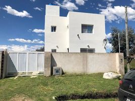 3 Bedroom House for sale in La Plata, Buenos Aires, La Plata