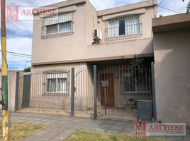 3 Bedroom House for sale in Moron, Buenos Aires, Moron