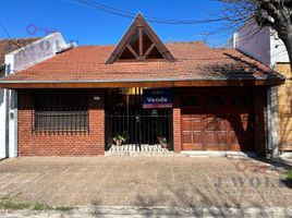 2 Bedroom House for sale in General San Martin, Buenos Aires, General San Martin