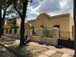 4 Bedroom Villa for sale in Santa Fe, Rosario, Santa Fe