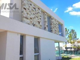 3 Bedroom Villa for sale in San Lorenzo, Santa Fe, San Lorenzo