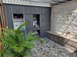 2 Bedroom Villa for sale in Bare Foot Park (Parque de los Pies Descalzos), Medellin, Medellin