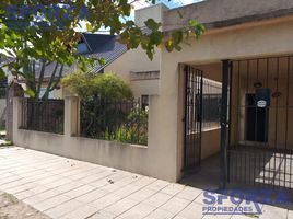 3 Bedroom House for sale in General Sarmiento, Buenos Aires, General Sarmiento