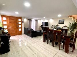 4 Bedroom Villa for sale in Chile, Pirque, Cordillera, Santiago, Chile