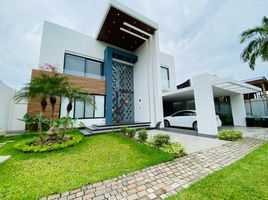 6 Bedroom Villa for sale in Samborondon, Guayas, Samborondon, Samborondon