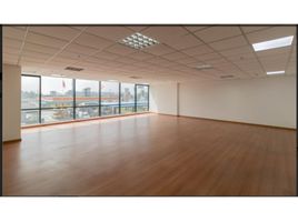 97 m² Office for rent in Colombia, Bogotá, Cundinamarca, Colombia