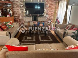 5 Habitación Villa en venta en Chile, Pirque, Cordillera, Santiago, Chile