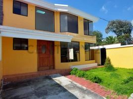 3 Schlafzimmer Villa zu verkaufen in Conocoto, Pichincha, Conocoto