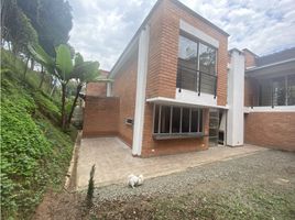 4 Habitación Casa en venta en Sabaneta, Antioquia, Sabaneta