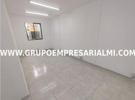 28 m² Office for rent in Parque de los Pies Descalzos, Medellín, Medellín