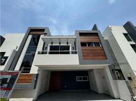 4 Bedroom House for sale in San Jeronimo Tecuanipan, Puebla, San Jeronimo Tecuanipan