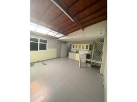 5 Bedroom Villa for sale in Bare Foot Park (Parque de los Pies Descalzos), Medellin, Medellin