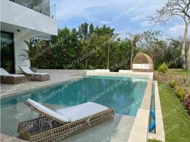 4 Bedroom House for sale in Bolivar, Cartagena, Bolivar