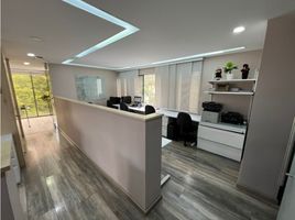 122 SqM Office for sale in Medellin, Antioquia, Medellin