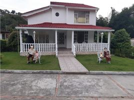 5 Bedroom House for sale in Fusagasuga, Cundinamarca, Fusagasuga