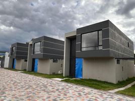 Maison 3 chambre à vendre à Tumbaco, Pichincha, Tumbaco