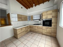 4 Bedroom House for rent in Bare Foot Park (Parque de los Pies Descalzos), Medellin, Medellin