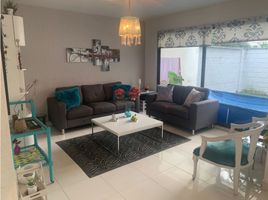 4 Habitación Villa en venta en Parque de los Pies Descalzos, Medellín, Medellín