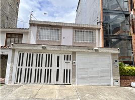 3 Bedroom House for sale in Bogota, Cundinamarca, Bogota