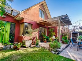 4 Bedroom House for sale in Santiago, San Jode De Maipo, Cordillera, Santiago