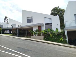 2 침실 주택을(를) Retiro, 안티오키아에서 판매합니다., Retiro