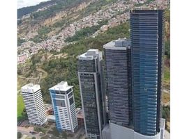 183 SqM Office for sale in Fundacion Cardioinfantil-Instituto de Cardiologia, Bogota, La Calera